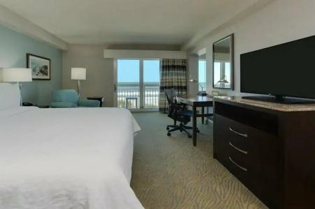 Hilton Garden Inn Daytona Beach Oceanfront - 72