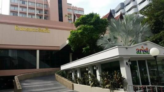 Ariston Bangkok - 10