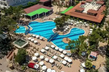 Crystal Aura Beach Resort & Spa - Ultimate All Inclusive - 51