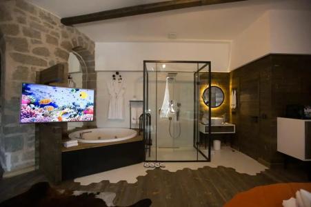 Cephanelik Butik - 68