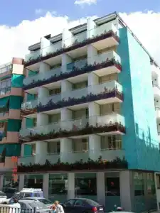 Oasis Plaza