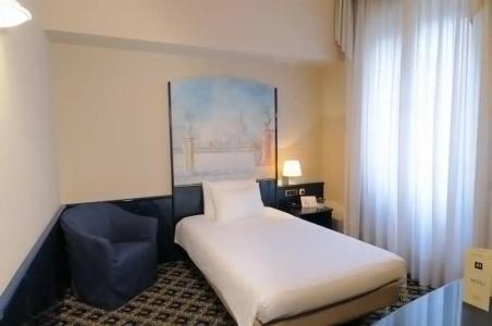 iHs Milano Ambasciatori - 91