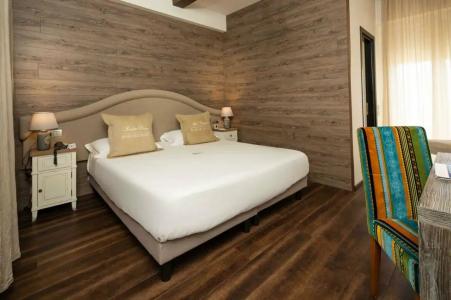Best Western Maison B - 88