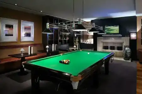 Address Montgomerie - 9