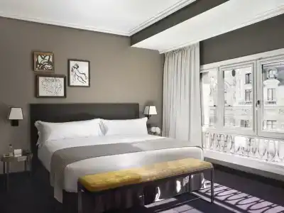 The Principal Madrid, Small Luxurys - 1