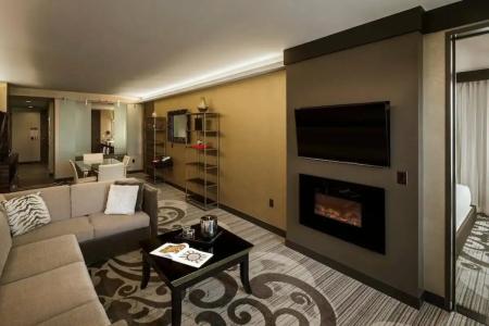 Metropolitan at The 9, Autograph Collection - 53