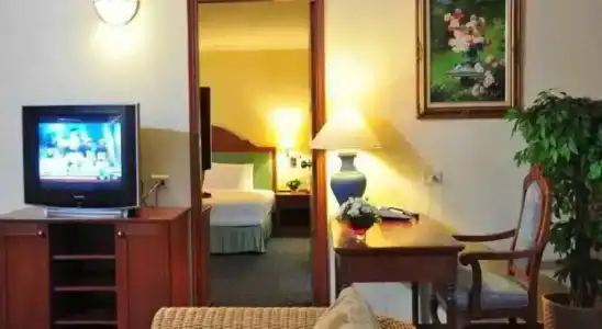 Sabai Inn - 79