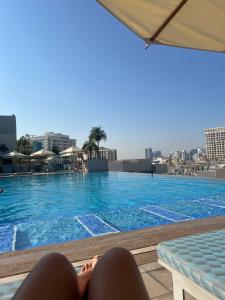 Grand Cosmopolitan - 85