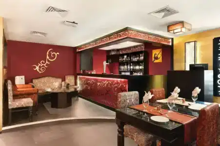 Howard Johnson Bur Dubai - 80