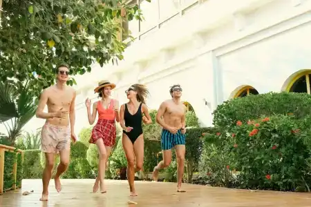 Dubai Marine Beach Resort & Spa - 12