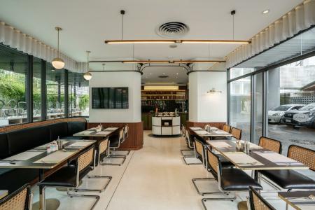 Amber Sukhumvit 85 - 85