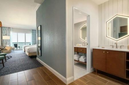 DoubleTree by Hilton Ocean City Oceanfront - 16