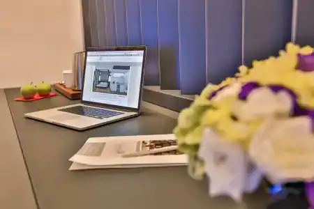 Business Life Boutique & Spa - 10