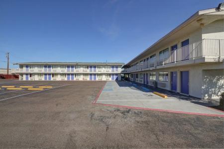 Motel 6-Laredo, TX - South - 9