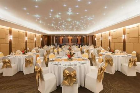 Radisson Suites Bangkok Sukhumvit - SHA Extra Plus - 49