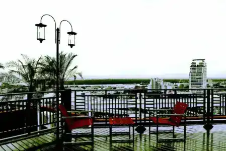 The Narathiwas & Residence Sathorn Bangkok - 11