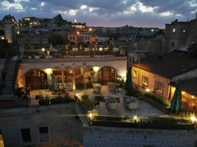 Caftan Cave Suites - 52