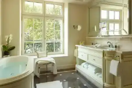 Shangri-La Paris - 97