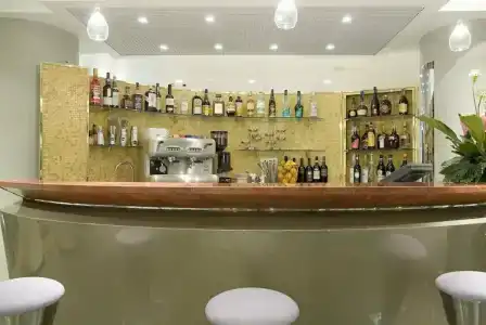 Club House - 19