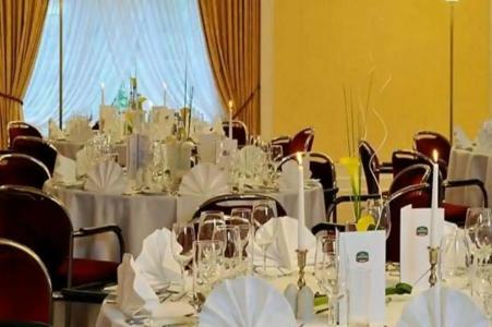 Courtyard by Marriott Hamburg Airport - 88