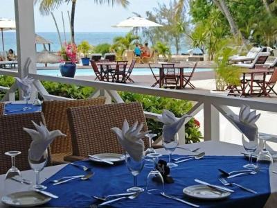 Coral Azur Beach Resort Mont Choisy - 97