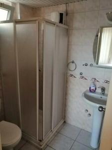 Kleopatra Saray - 52