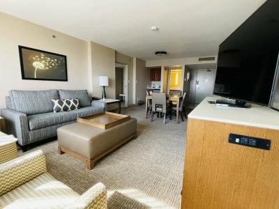 DoubleTree by Hilton Fresno Convention Center - 30