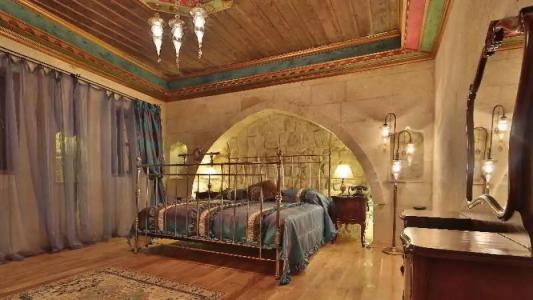 Golden Cave Suites - 87