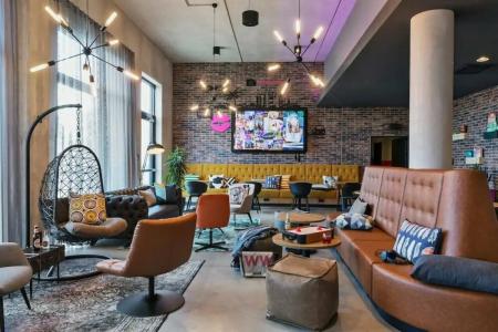 Moxy Frankfurt Airport Kelsterbach - 75