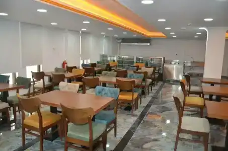 Piyes Otel - 72