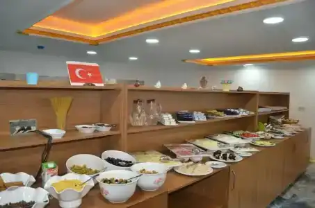 Piyes Otel - 78