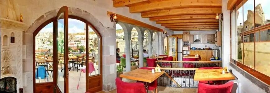 Caftan Cave Suites - 72