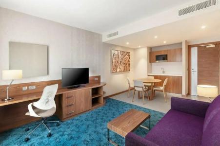 DoubleTree by Hilton Dubai Al Jadaf - 95