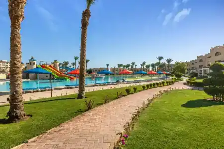 Royal Lagoons Resort & Aqua Park Families and Couples Only - 63
