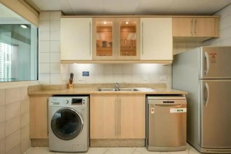 Oaks Liwa Heights Suites - 11