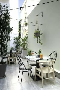 Roseum Boutique - 75