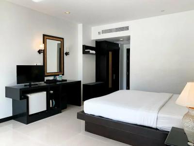 Amata Patong - 68
