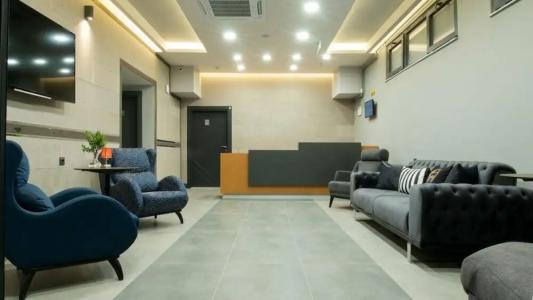 OPERA SUITES Apart - 48