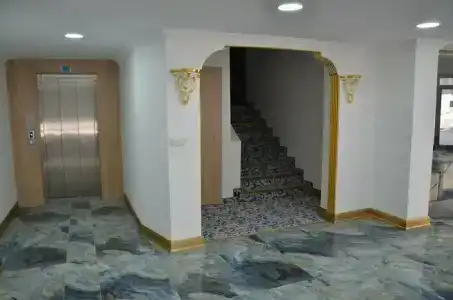 Piyes Otel - 71