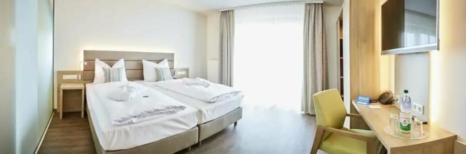 Vital an der Therme GmbH - 43