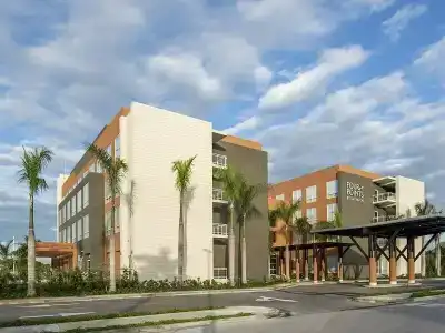 Four Points by Sheraton - 9