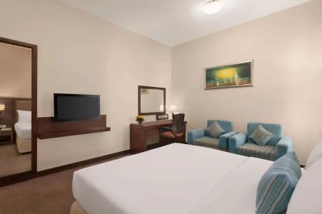 Ramada by Wyndham Dubai Deira - 91