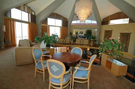 Grand Excelsior - 71