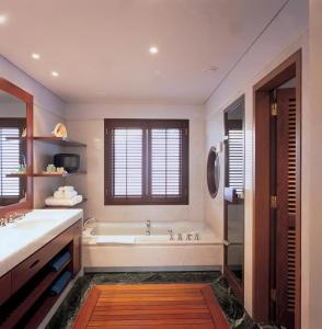 Grand Resort Lagonissi - 81