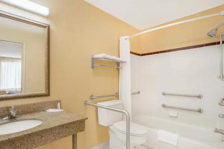 Ramada Encore Istanbul Bayrampasa - 77