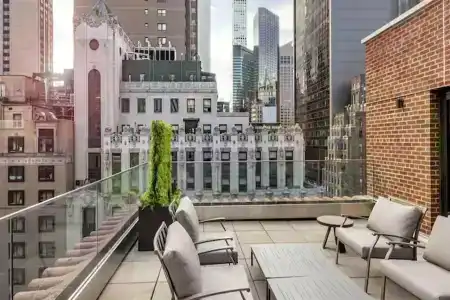 Hilton Club The Quin New York - 54