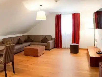 DORMERO Kelheim - 13