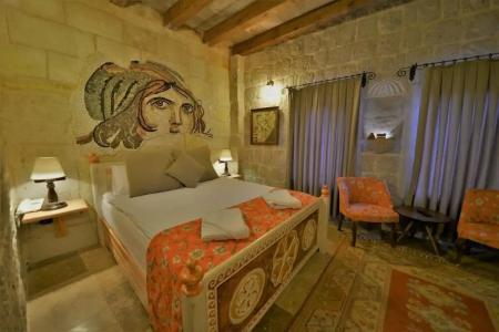 Caftan Cave Suites - 59