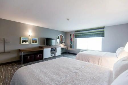 Hampton Inn Bismarck - 88