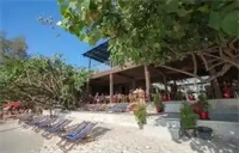 La Lune Beach Resort - 71